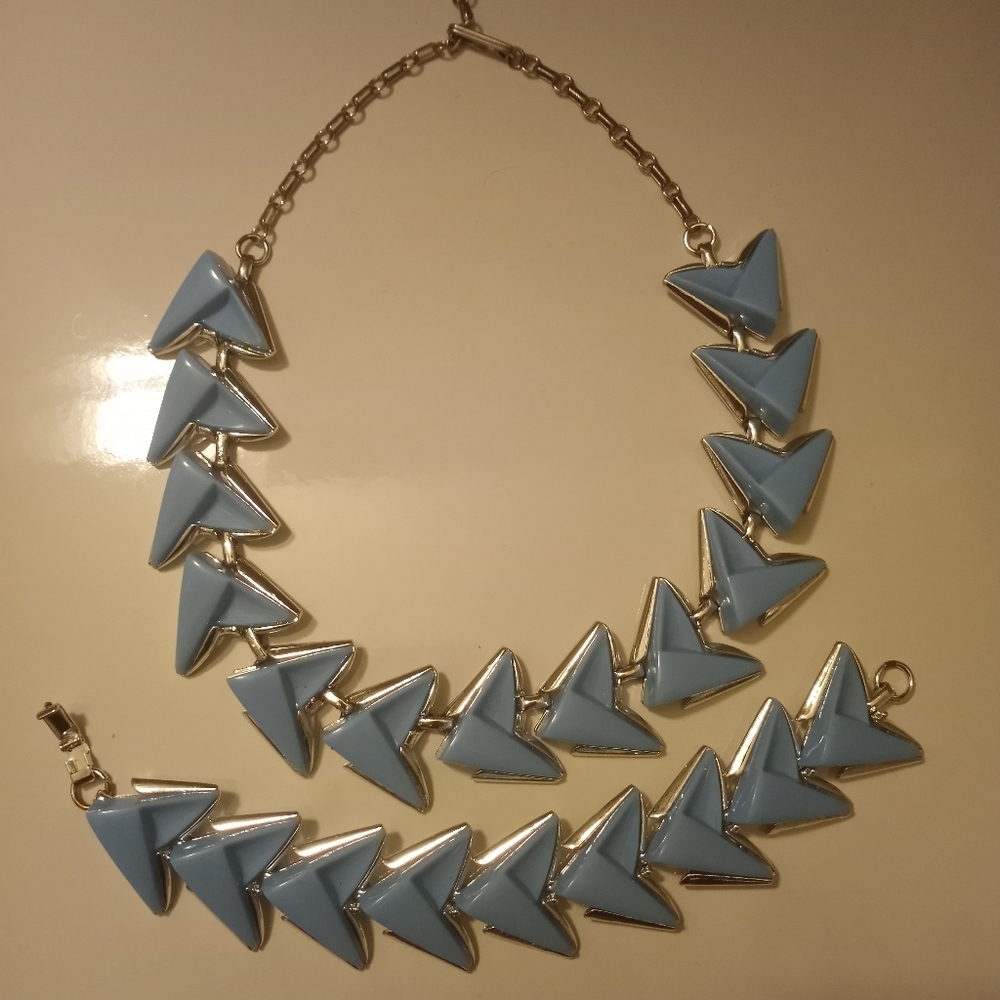 Blue triangle necklace and bracelet set